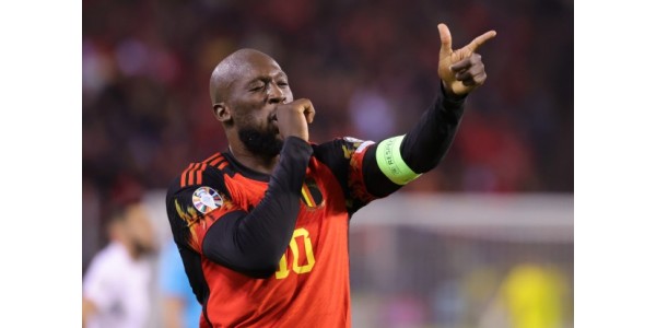 Romelu Lukaku udává nejrychlejší tempo v kvalifikaci mistrovství Evropy se čtyřmi góly v zápase